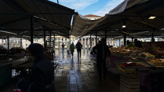 uploaded-image-ispanak-ve-peynirli-krep-tarifi-1697200054688