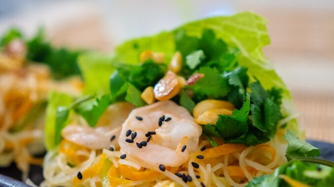 uploaded-image-tavuk-noodle-corba-tarifi-1697200011285